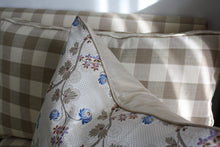 Load image into Gallery viewer, The “Gâteau des Rois” Pillow