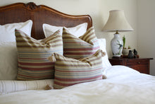 Load image into Gallery viewer, The "Petit Frankincense" Lumbar