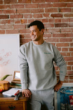 Load image into Gallery viewer, The &quot;Henry&quot; Crüneck Sweater
