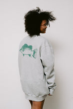 Load image into Gallery viewer, The &quot;Henry&quot; Crüneck Sweater
